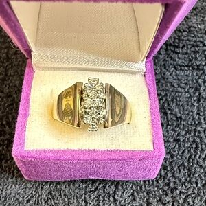 Elegant Gold and Silver Women's Ring